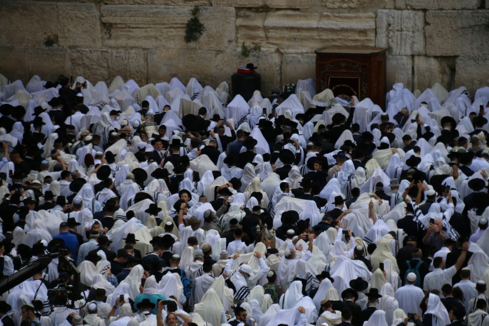 Trusted Hajj Travel & Transport Solutions